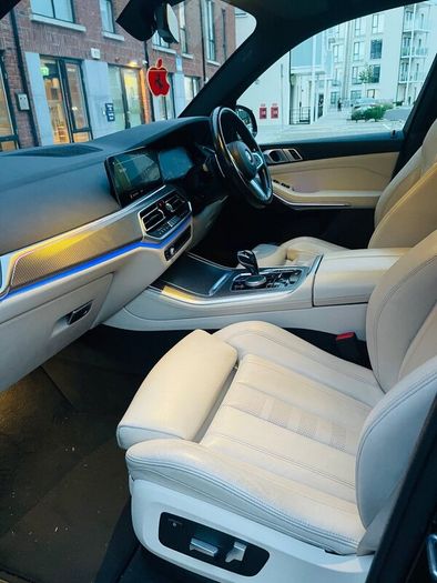 BMW X5 M Sport Carbon Black - 7 Seats [Reduced]