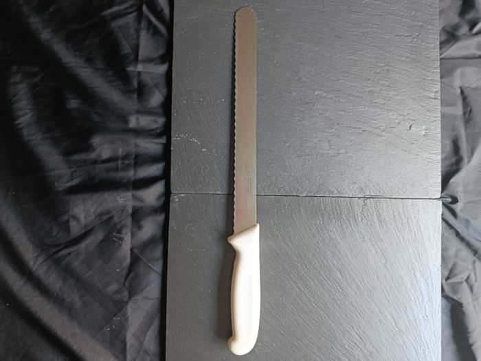 knife