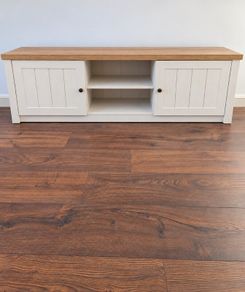 Jysk Favrbo 180cm Tv Unit  White Oak