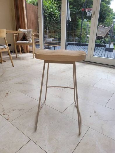 SKLUM Stool (Steel & Elm)