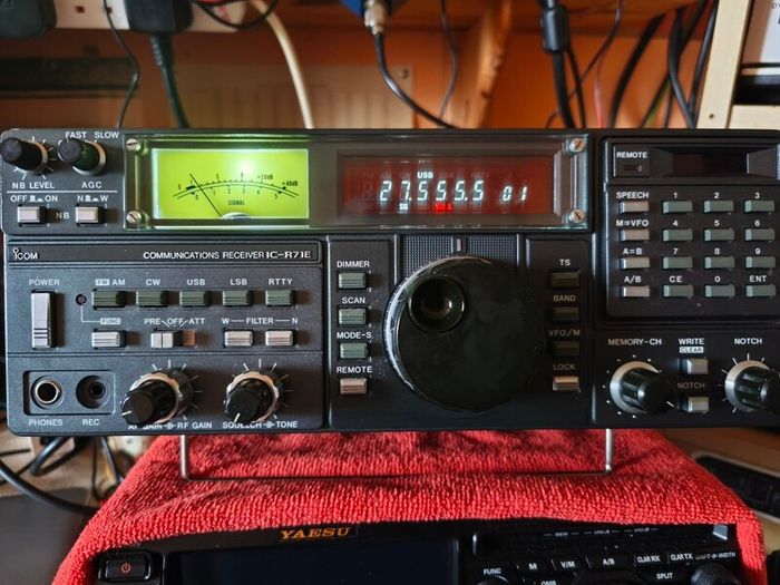 Icom Ic R71 E Hf General Coverage Receiver For Sale in Longford Town ...