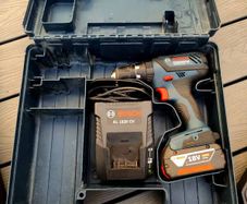 Bosch GSB 18-2-LI Plus Combi Drill + 4.0Ah Battery & Charger (Barely Used)