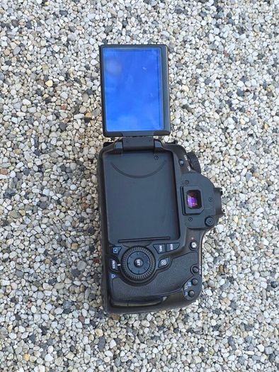 Canon EOS 60D (Body Only) Free Post