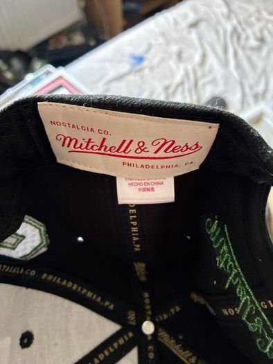 Mitchell & Ness Boston Celtics Snapback Hat Official NBA Varsity Bust Unworn