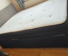 king size bed with mattress