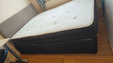 king size bed with mattress