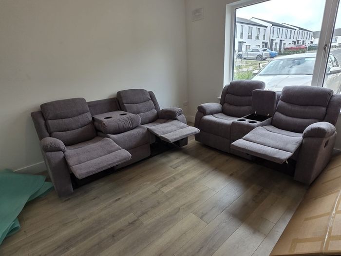 New Sorrento Full Recliner Sofa Sets