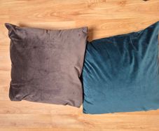 M&S soft velvet cusions x5