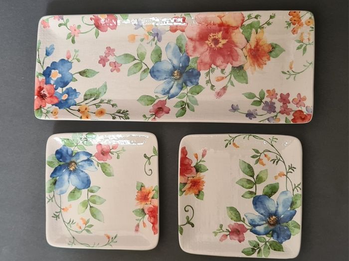 Floral Serving Platter & 2 Matching Plates Set | New Home Centre