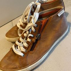 Esprit size 3 like new