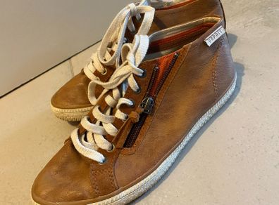 Esprit size 3 like new