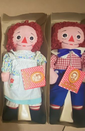 Knickerbocker Raggedy Ann and Andy dolls 1970 mint w box