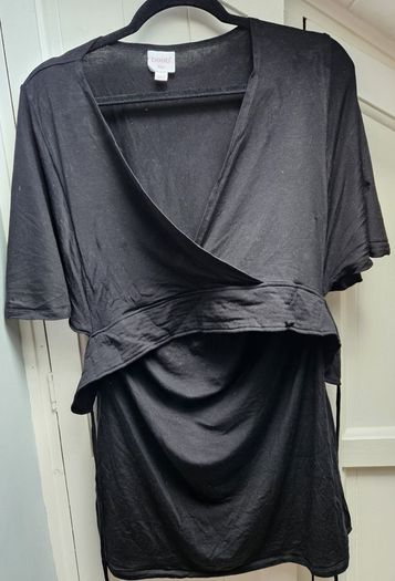 Maternity top bundle