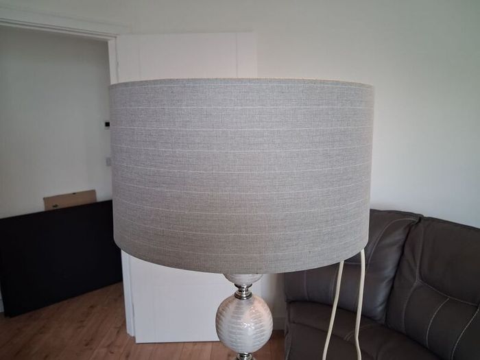 Floor lamp