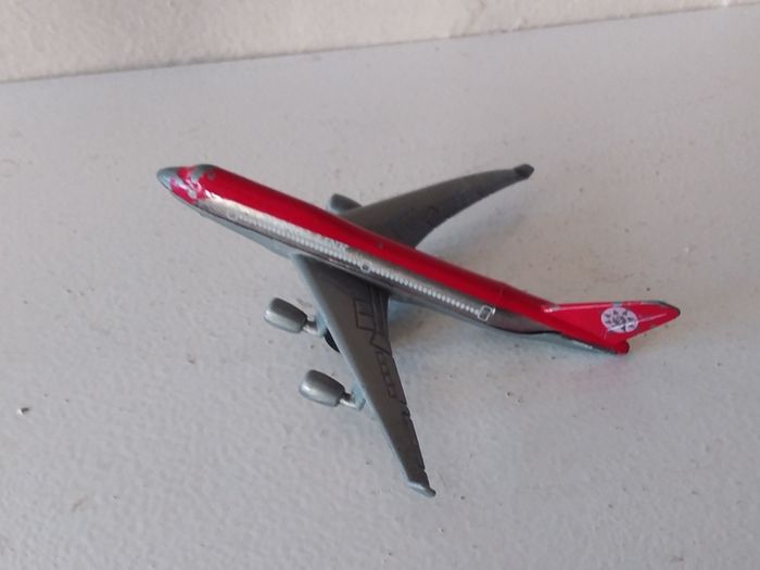 Global Link Airlines - Diecast Aircraft (2)