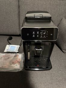 PHILIPS Series 2200 coffee machine