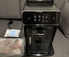 PHILIPS Series 2200 coffee machine