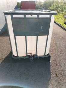 1000L IBC tank.