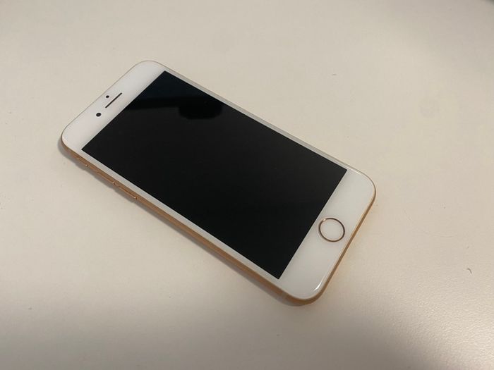 iPhone 8 64GB Rose Gold