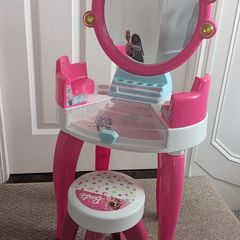 Barbie beauty studio