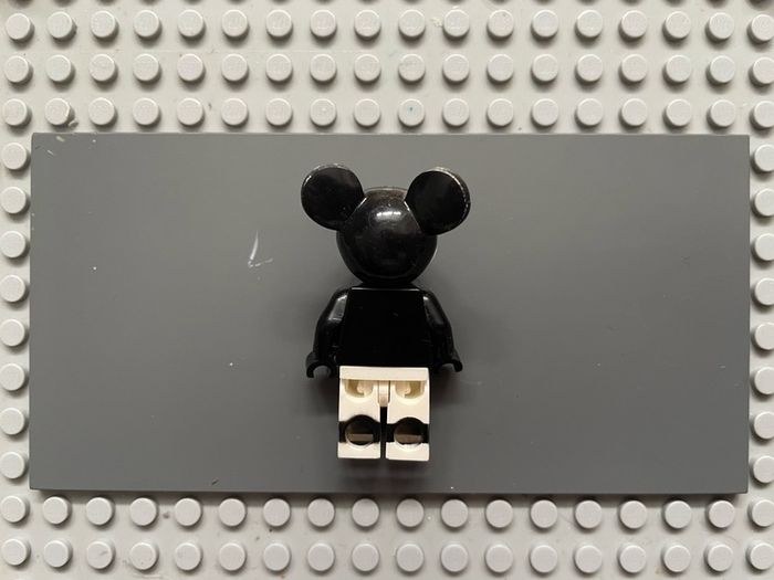 lego disney dis024 Vintage Mickey minifigure, Disney, Series 2