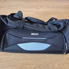 travel bag with wheels
