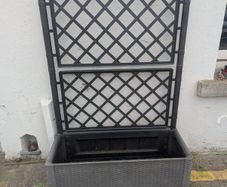 Large Planter with Trellis