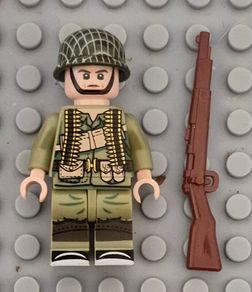 Lego compatible, military figures, American infantry. 15 figures plus rifles.
