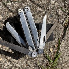 leatherman wave slim original camping fishing hiking edc pliers USA and sheath