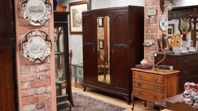 Early 20th Century Mahogany Triple Wardrobe