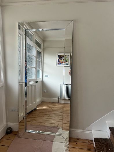 Frameless bevelled full-length mirror