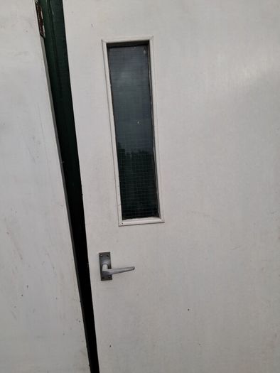 2 interior doors