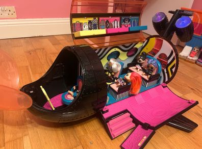 LOL dolls and accessories