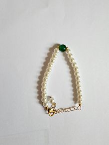 Brand New Pearl-Style Bracelet