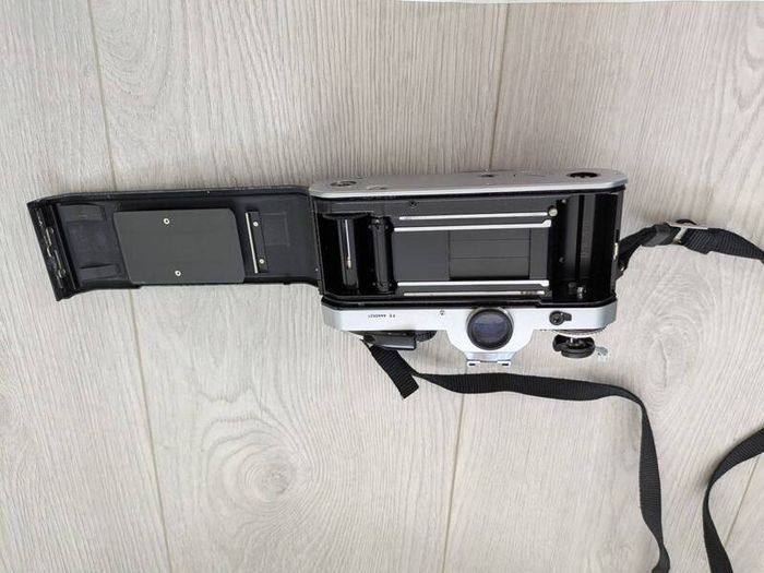 Nikon FE 35mm Film Camera Body