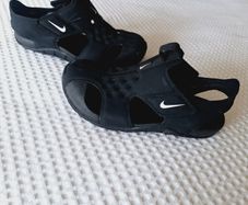 Nike Kids Sandals - Size 28