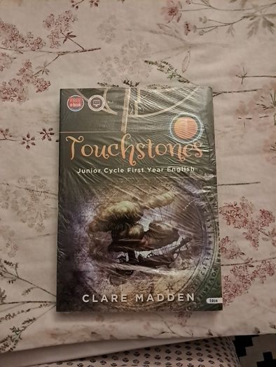 Touchstones 1 - Textbook and Activity Book Set - 1st Edition