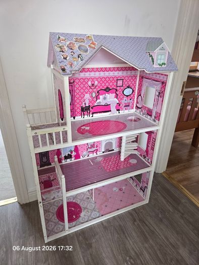 Doll House