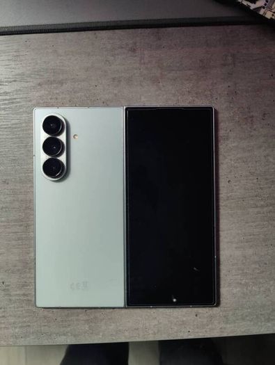 Samsung Galaxy Z Fold 7 - 512gb - Mint Condition - Unlocked - Mint Green