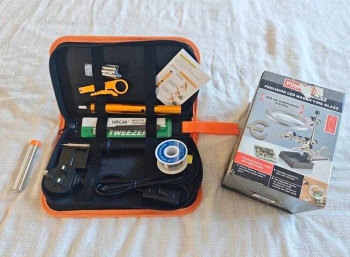 Soldering Kit & LED Magnifying Glass