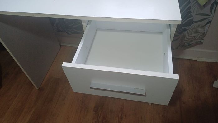 Small office desk