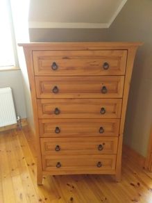 chest of drawers & matching bedside locker