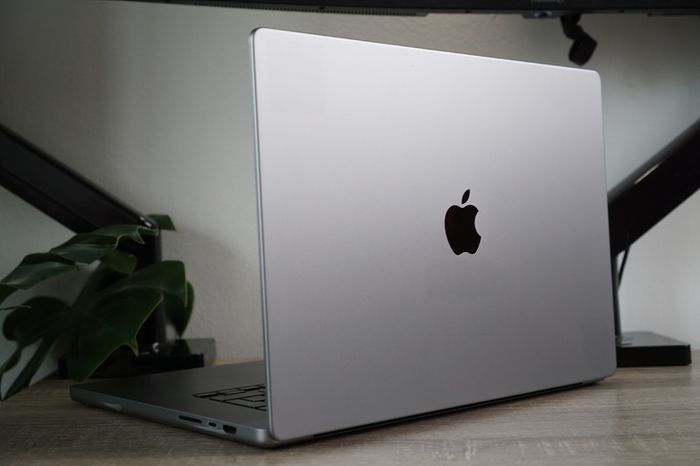 MacBook Pro 16" 2021 M1 Pro | 16GB | 512GB