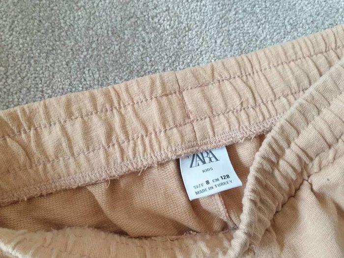 Zara boy shorts 7-8 like new