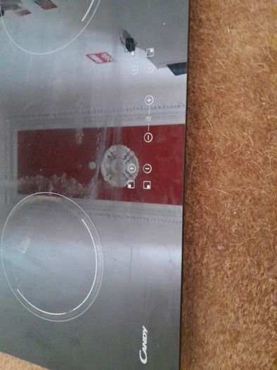 4 zone Candy hob  cracked glass system working