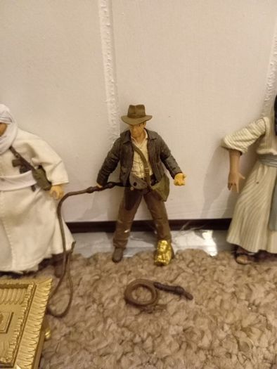 Indiana Jones 3.75inch figure set (7 figures)
