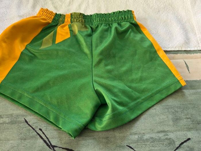 Donegal Gaelic Football Home Shorts 2010 to 2011 Children 5 to 6 Years Old
