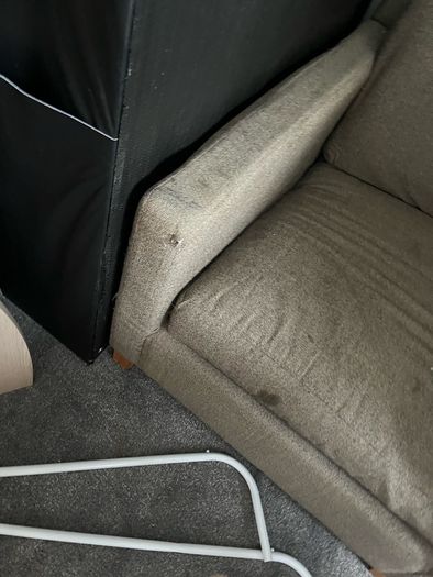 chair some stains but very comfortable and good condition