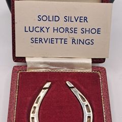 Vintage sterling silver lucky horse shoes serviette ring