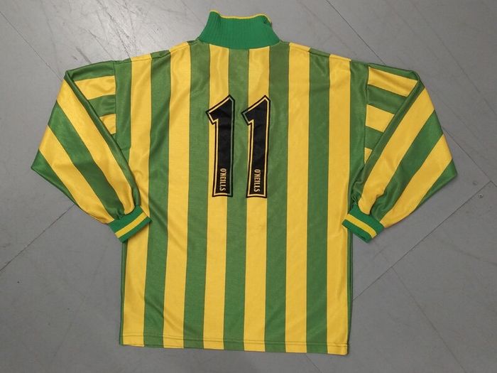 FREE POST  Vintage Dunboyne AFC (M) Player Issue Soccer Football SHirt Meath Vintage Retro O'Neills Festival Medium
